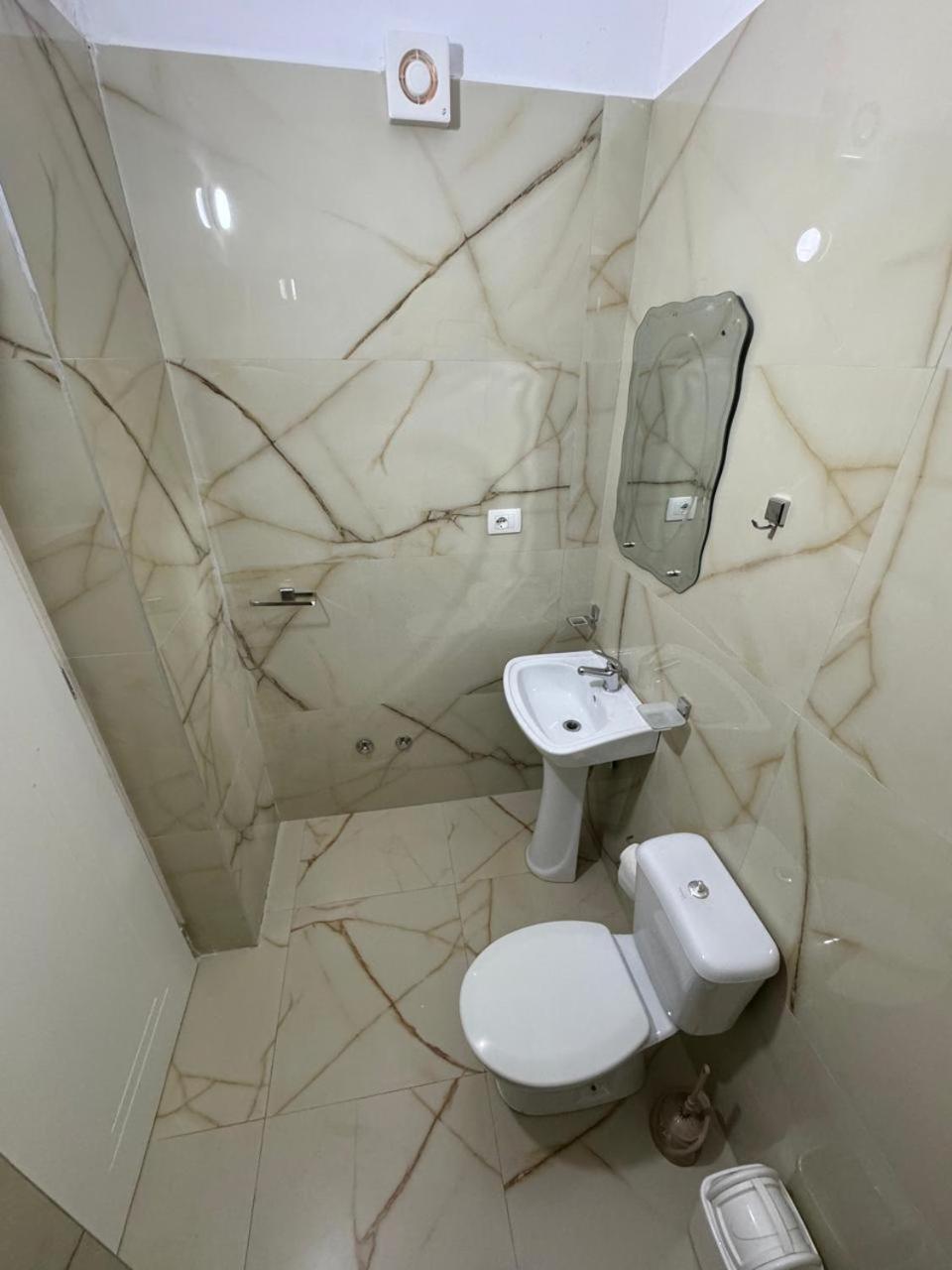 Emilio Apartman Ksamil